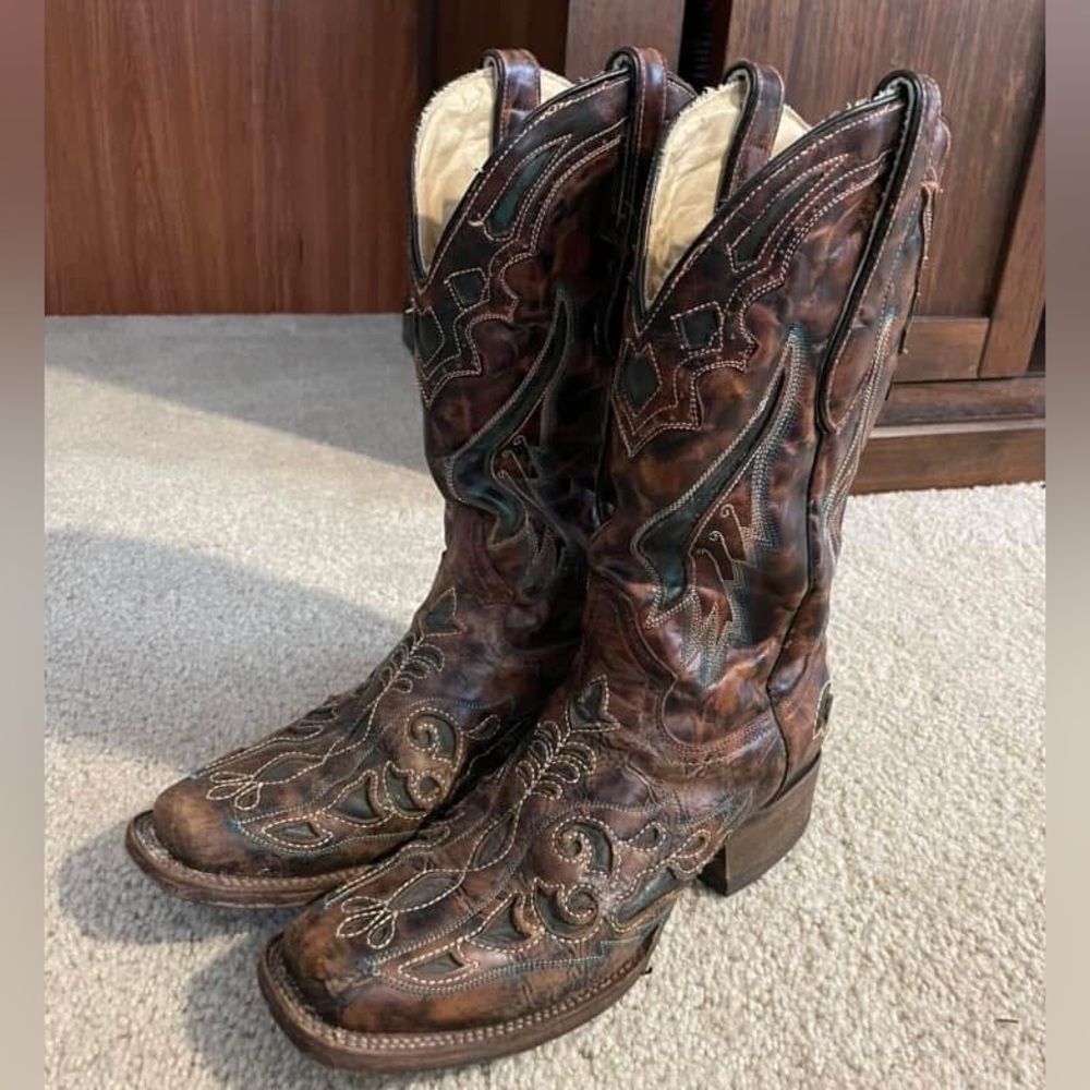 Corral Boots Women’s Inlay Square Toe Boot Sz 7.5
